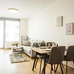 Waltrovka One Bed Room Apartment