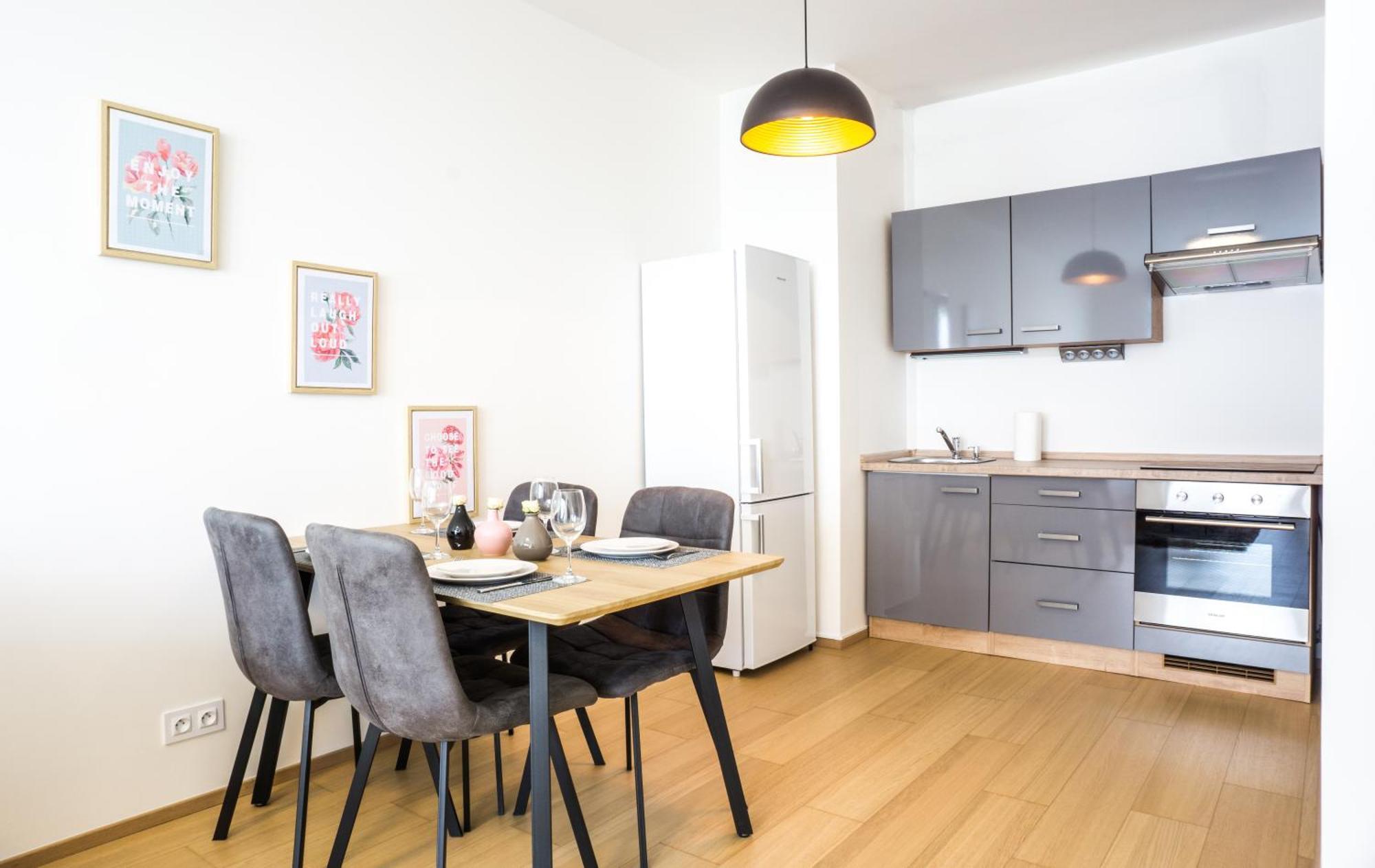 Waltrovka One Bed Apartment *